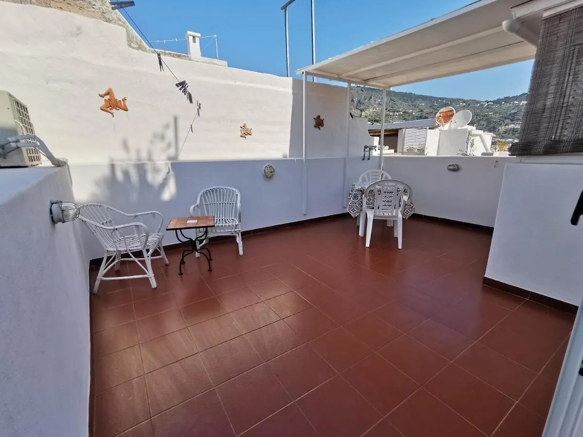 Lo Nardo Accommodation Lipari  Aparthotel