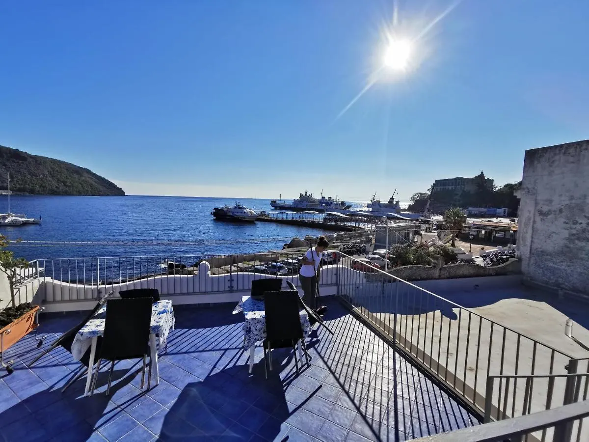 Aparthotel Lo Nardo Accommodation Lipari