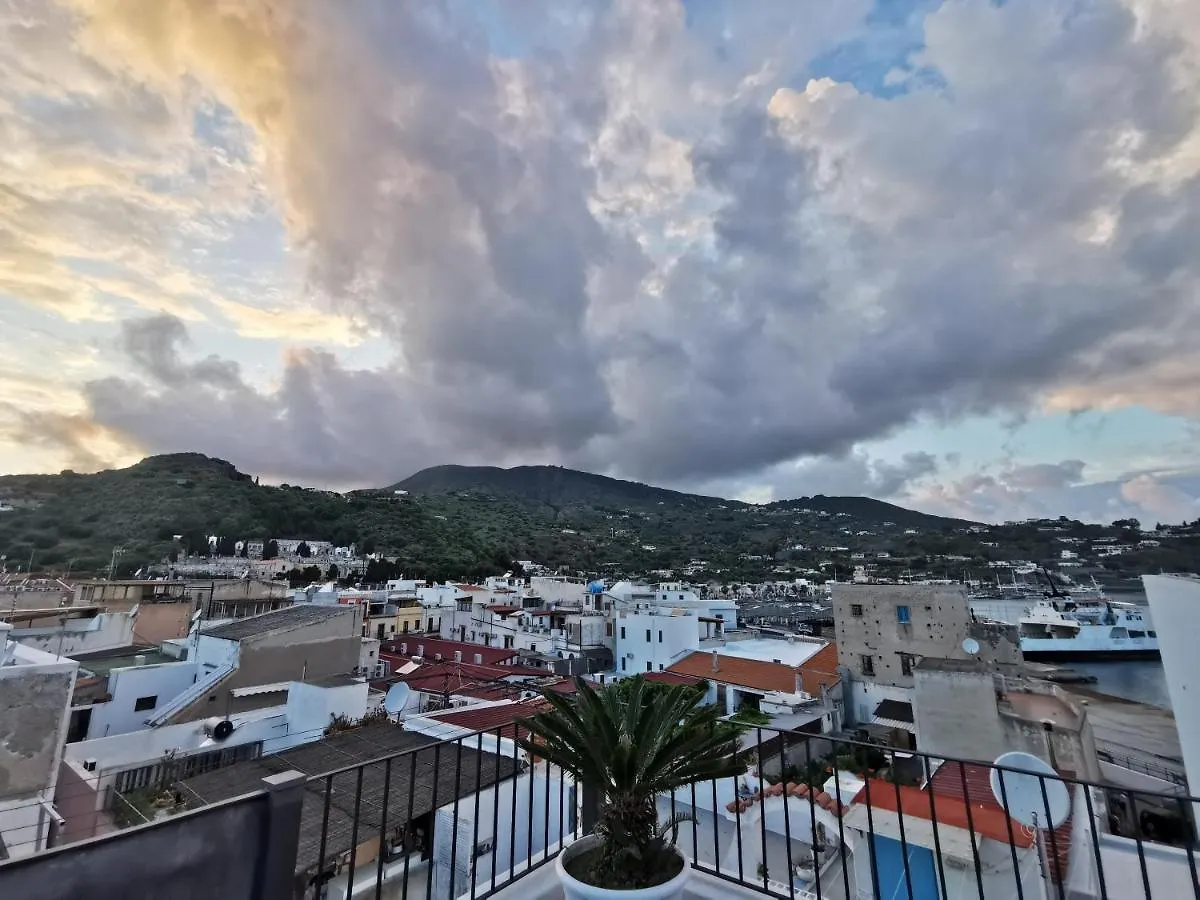 Lo Nardo Accommodation Lipari