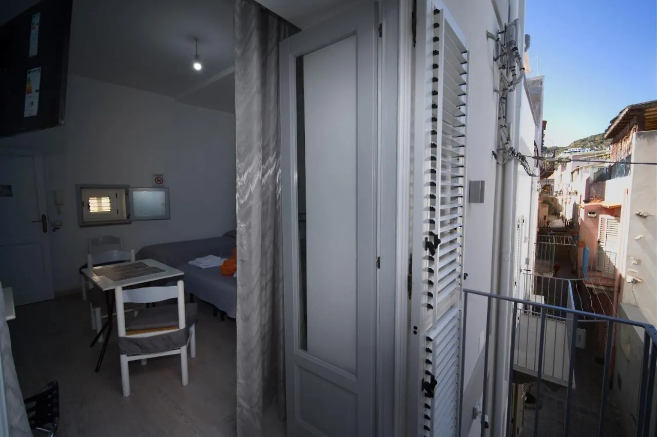 Aparthotel Lo Nardo Accommodation Lipari