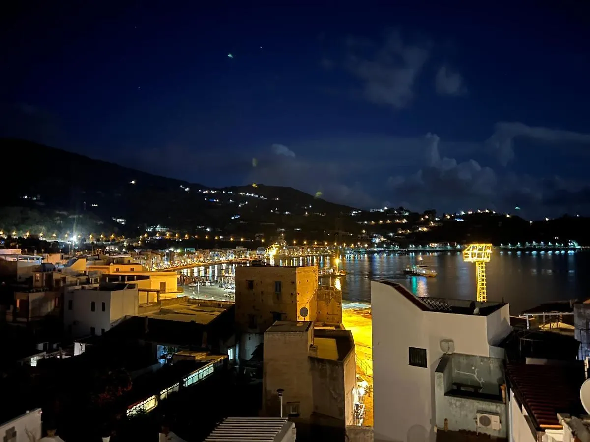Lo Nardo Accommodation Lipari