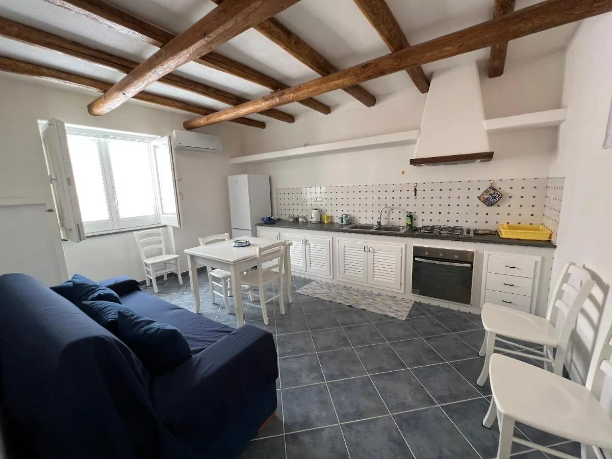 Lo Nardo Accommodation Lipari  Aparthotel