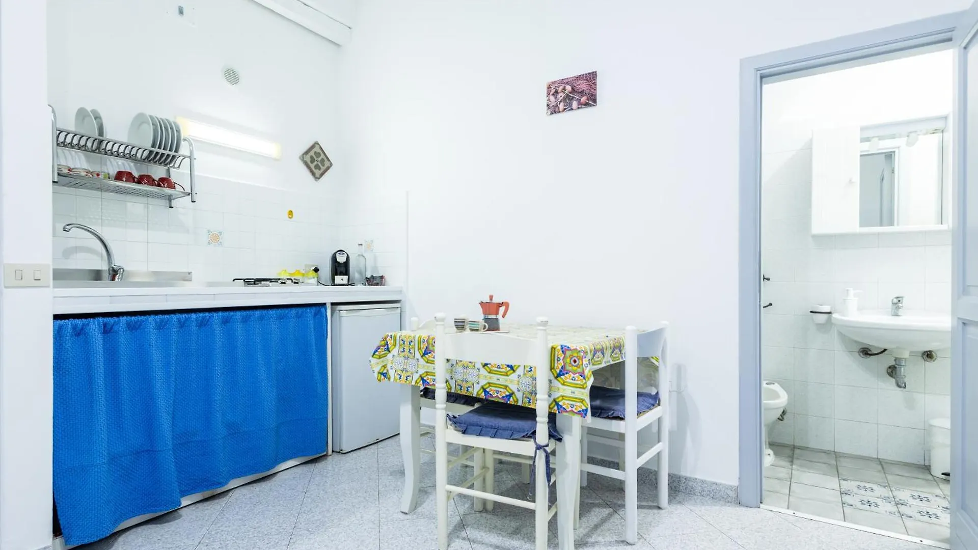 Lo Nardo Accommodation Lipari  2*, Lipari (Isola Lipari) Italy