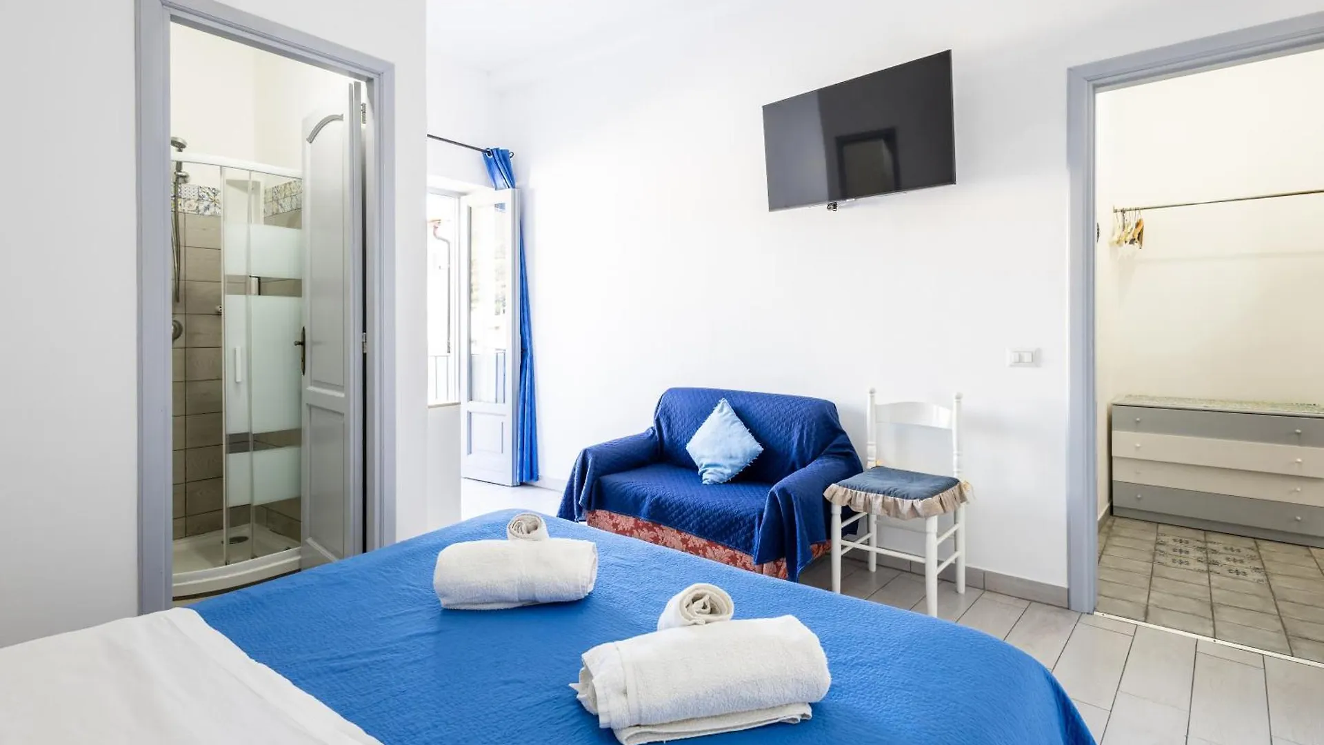 Lo Nardo Accommodation Lipari  Lipari (Isola Lipari)