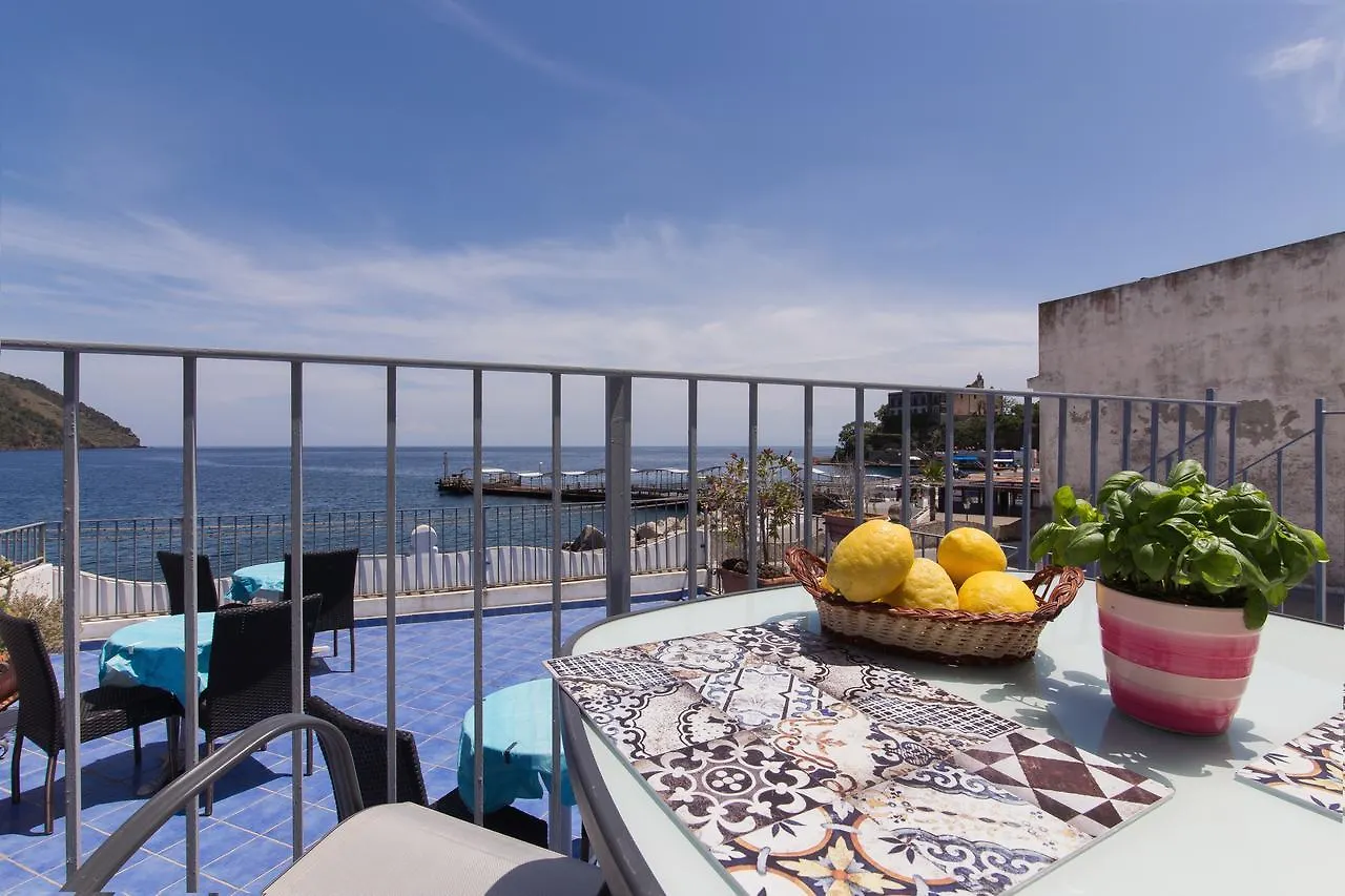 Lo Nardo Accommodation Lipari  2*, Lipari (Isola Lipari)