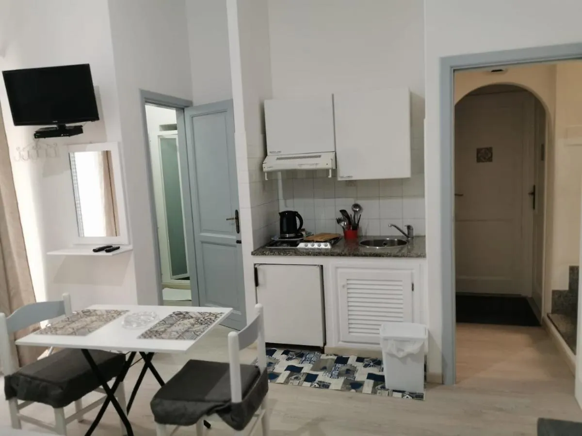 Aparthotel Lo Nardo Accommodation Lipari