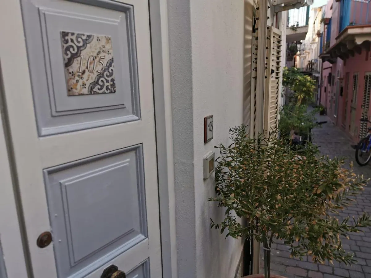 Lo Nardo Accommodation Lipari  Italy